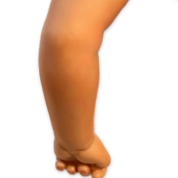 Otard Reborn Baby Doll - Lifelike Features, Rooted Hair, Well Cared For Size 21” - Picture 9 of 12